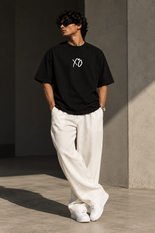 Thorns & Ashes  XO Oversized T-Shirt